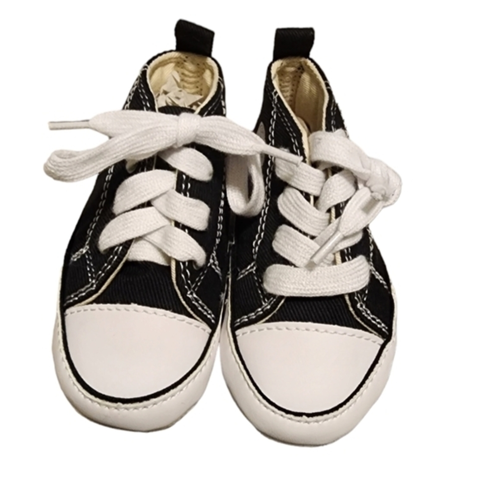Converse all star‎ crib shoes